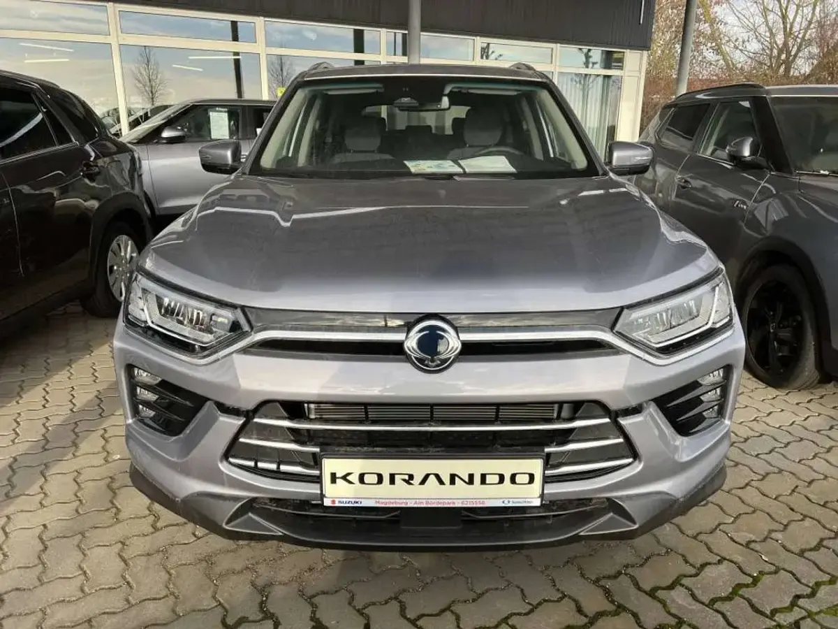 Neu KGM Korando 163 PS (119 kW) 2026 Iron metallic SUV