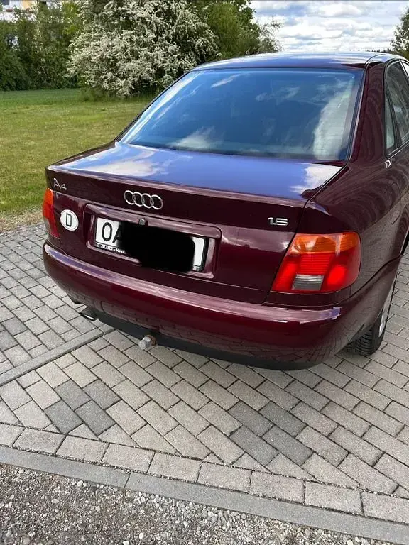 Brugt Audi A4 101 HK (74 kW) 1995 Rød Sedan