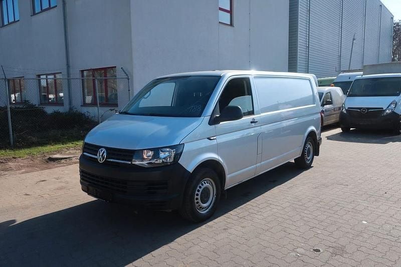 Gebraucht VW T6 114 PS (83 kW) 2017 Silber Van