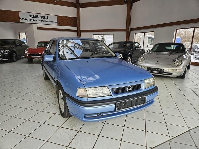 Gebraucht Opel Vectra 82 PS (60 kW) 1993 Blau Limousine