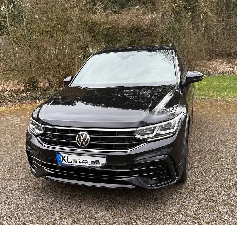 Gebraucht VW Tiguan R-line 204 PS (150 kW) 2021 Schwarz SUV