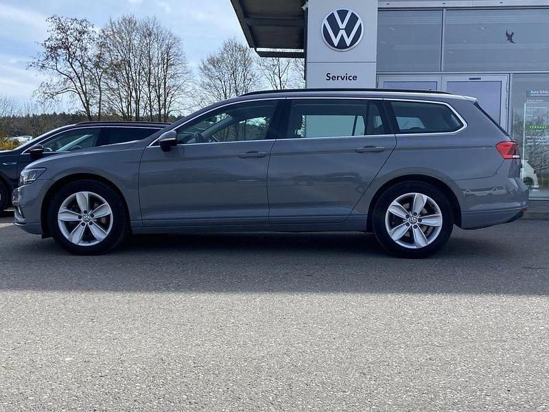 Gebraucht VW Passat Business 190 PS (139 kW) 2023 Grau Kombi