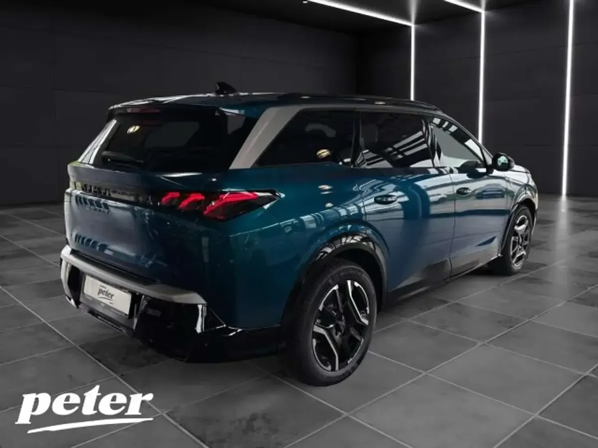 Neu Peugeot e-5008 GTi 156 kW (213 PS) 2026 Met. obsession blau SUV