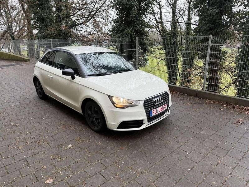 Używany Audi A1 S-Line 122 KM (89 kW) 2011 Hatchback