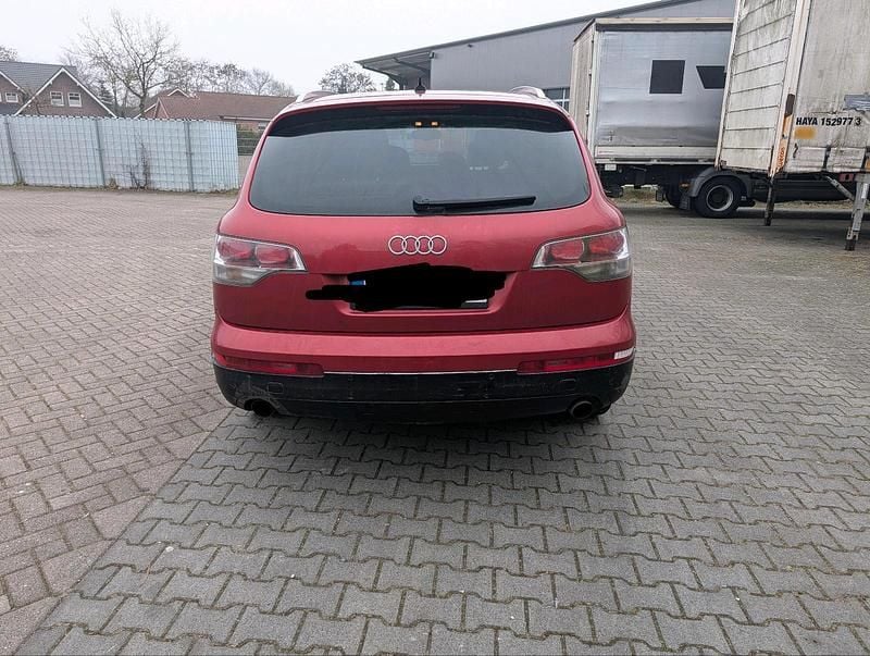 Gebraucht Audi Q7 232 PS (170 kW) 2006 Rot SUV
