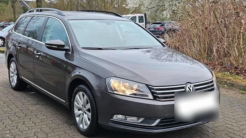 Gebraucht VW Passat 122 PS (89 kW) 2014 Braun Kombi