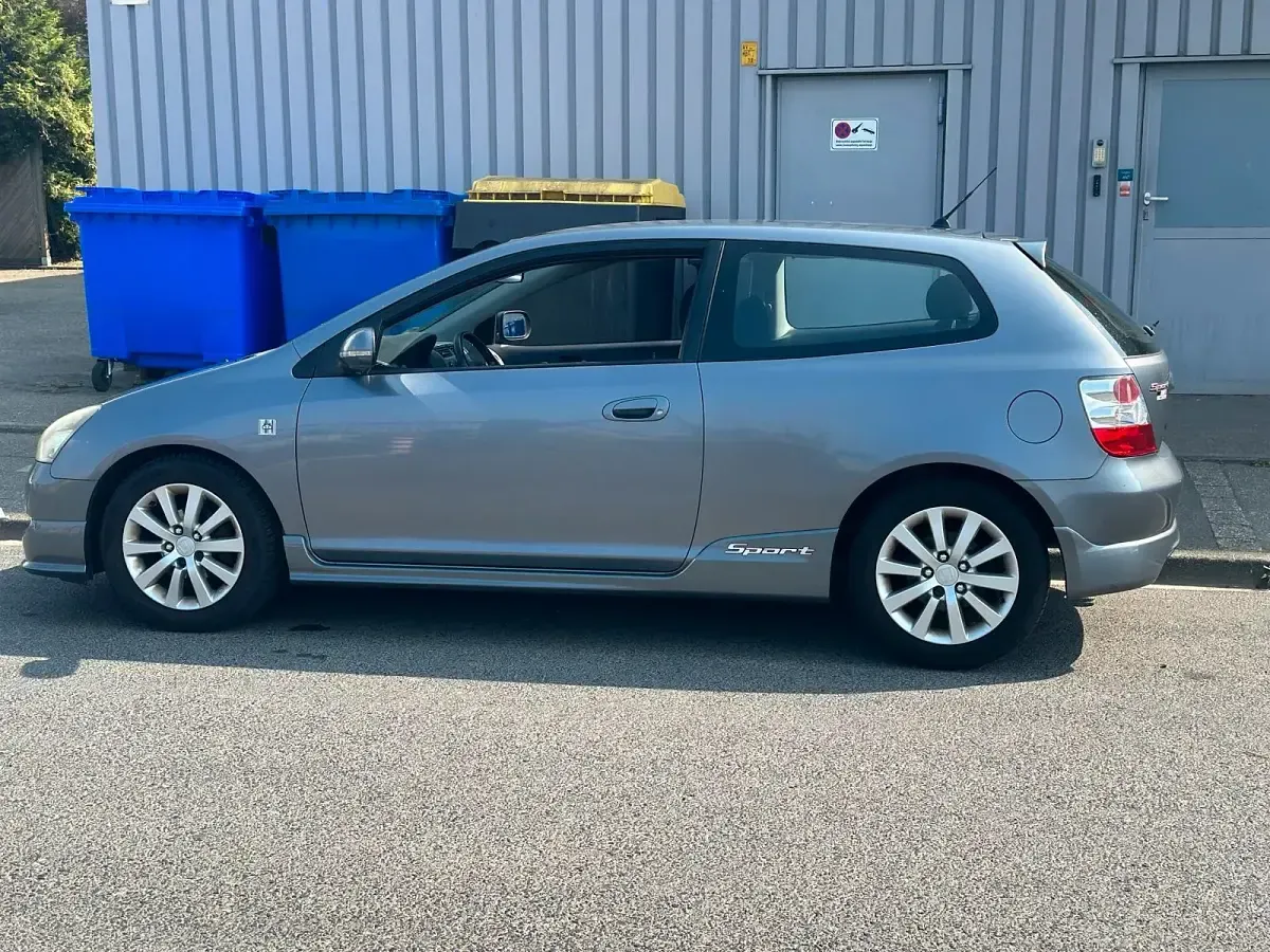 Gebraucht Honda Civic Sport 110 PS (80 kW) 2005 Grau Coupé