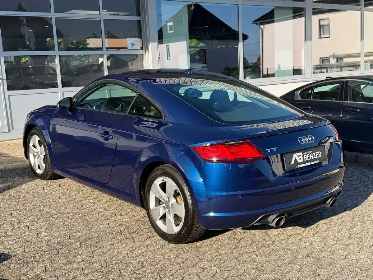 Gebraucht Audi TT Sport 230 PS (169 kW) 2017 Blau Coupé