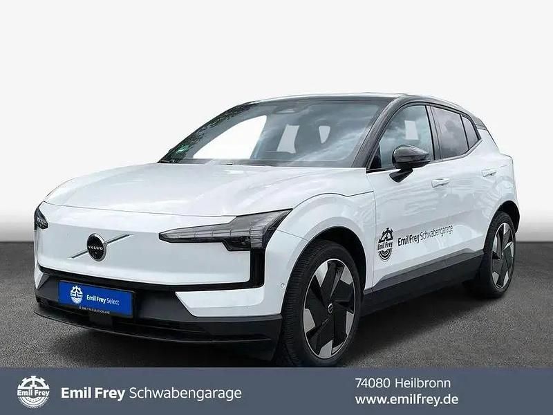 Weiß Gebraucht 2024 Volvo EX30 Performance SUV | 35.990 € - Bild 1/4