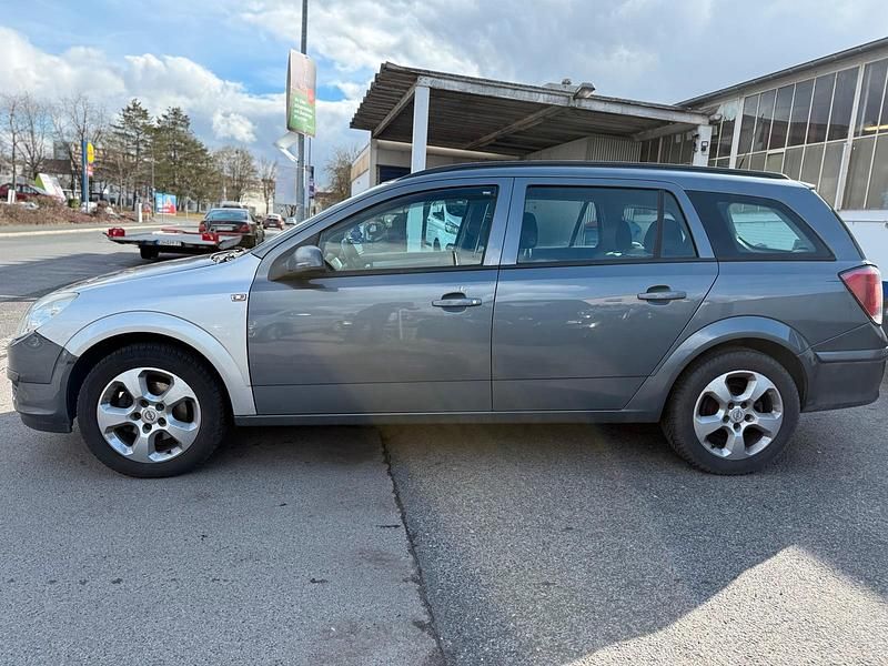 Gebraucht Opel Astra 105 PS (77 kW) 2006 Kombi