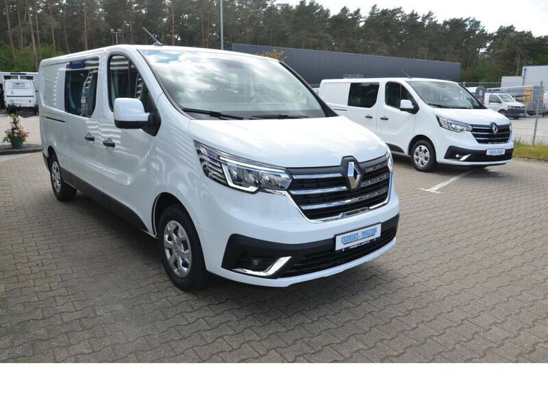 Gebraucht Renault Trafic 131 PS (96 kW) 2022 Weiss Van / Kleinbus
