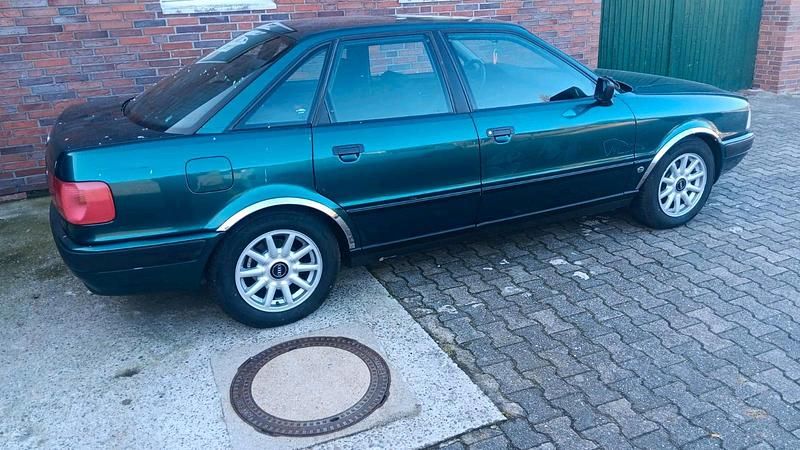 Gebraucht Audi 80 90 PS (66 kW) 1994 Grün Limousine