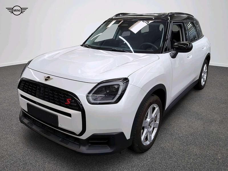 Weiß Gebraucht 2024 Mini Countryman Classic SUV | 39.395 € - Bild 1/4