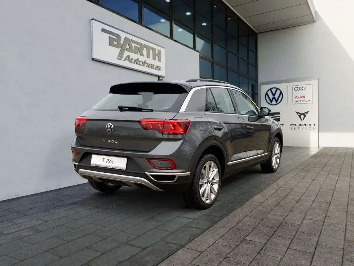 Gebraucht VW T-Roc Style 150 PS (110 kW) 2025 Indiumgrau SUV
