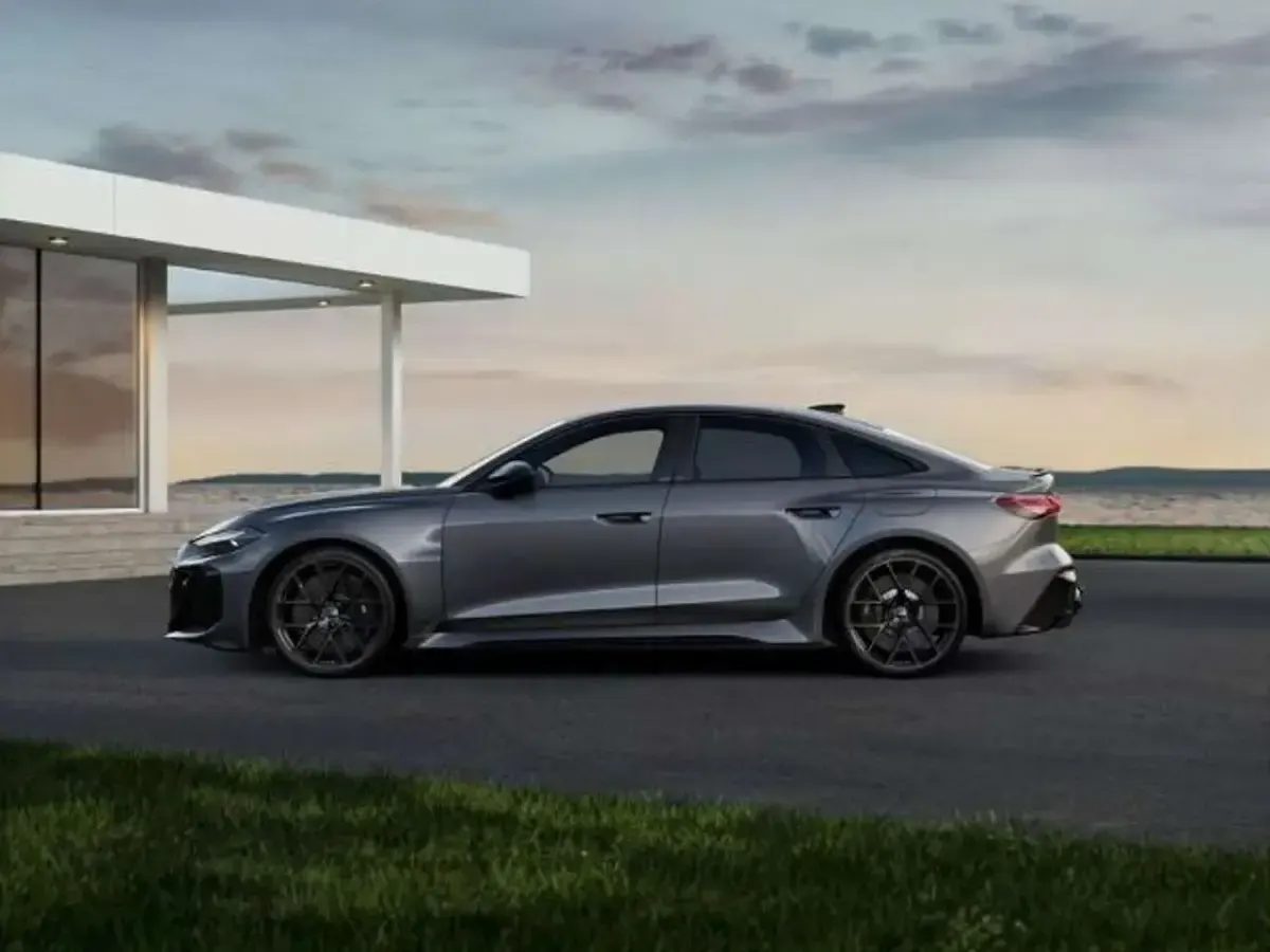 Neu Audi RS5 Sport 639 PS (469 kW) 2026 Violett Limousine