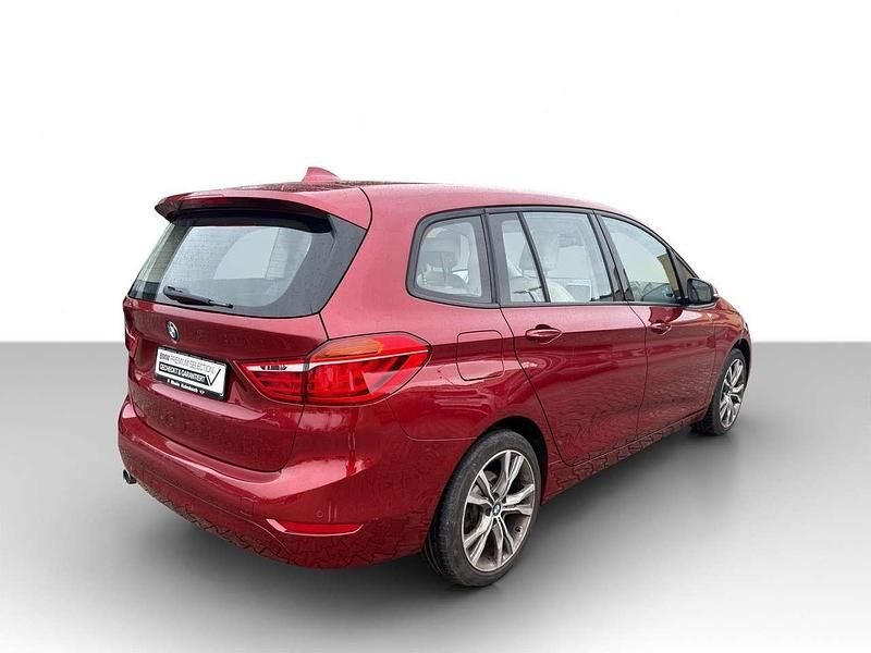 Gebraucht BMW 218 Gran Tourer Advantage 150 PS (110 kW) 2017 Flamencorot brillanteffekt Van / Kleinbus