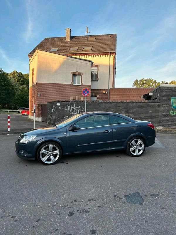 Gebraucht Opel Astra Cabriolet 150 PS (110 kW) 2008 Blau Cabrio