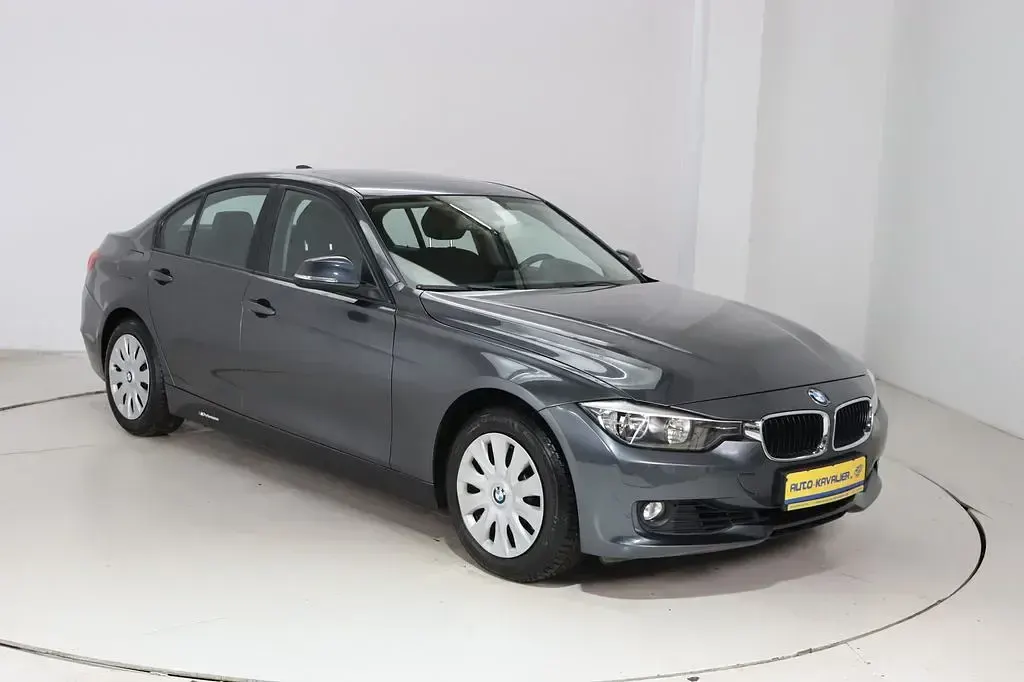 Używany BMW 320 184 KM (135 kW) 2012 Szary Sedan/Limuzyna