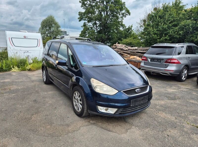 Blau Gebraucht 2008 Ford Galaxy Van / Kleinbus | 4.100 € (Etwas zu teuer) - Bild 1/4