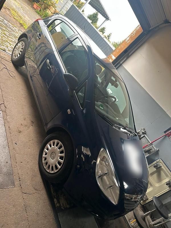 Gebraucht Opel Corsa 60 PS (44 kW) 2009 Kleinwagen