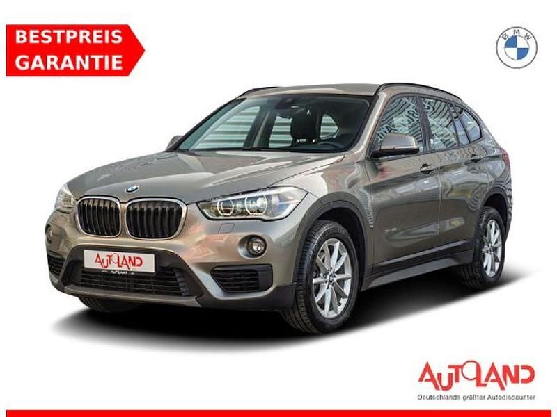 Gebraucht BMW X1 140 PS (102 kW) 2017 Platingraumet. (metallic) SUV