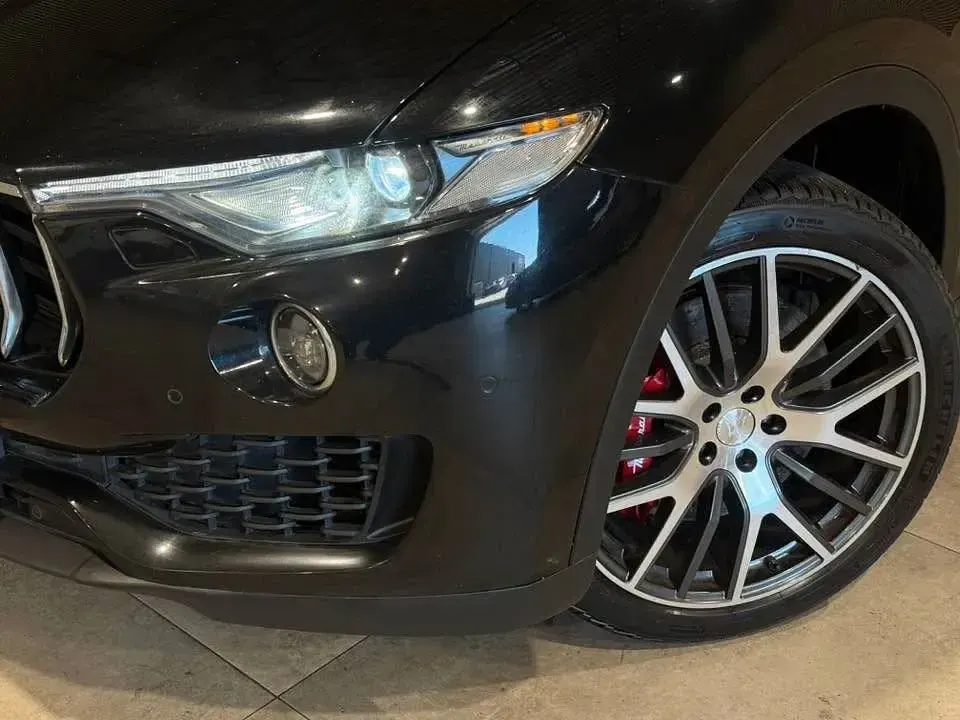 Gebraucht Maserati Levante 430 PS (316 kW) 2018 Schwarz SUV