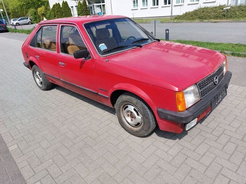 Gebraucht Opel Kadett 75 PS (55 kW) 1981 Rot Limousine