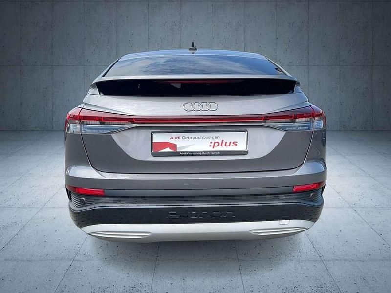 Gebraucht Audi Q4 e-tron 125 kW (170 PS) 2022 Taifungrau metallic SUV