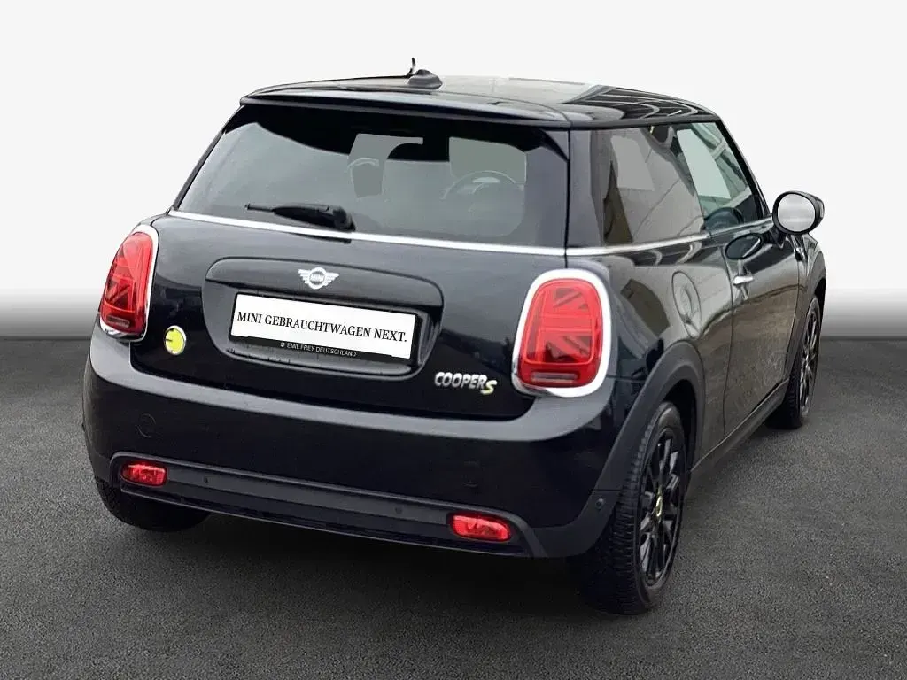 Gebraucht Mini Cooper SE Classic 135 kW (184 PS) 2023 Schwarz Kleinwagen