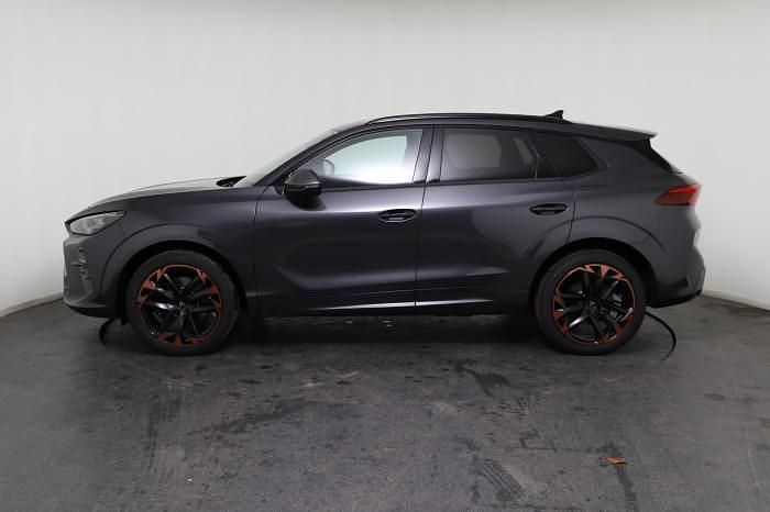 Neu Cupra Terramar VZ 265 PS (194 kW) 2025 Grau, tambora grau (n7n7) SUV