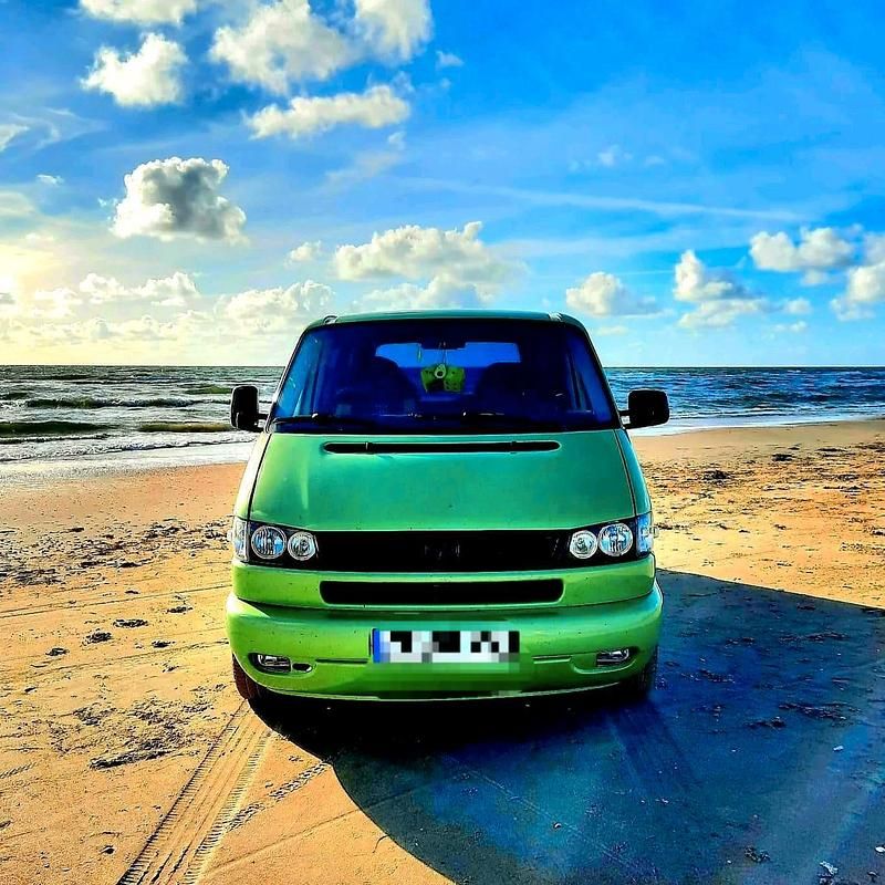 Gebraucht VW Multivan 102 PS (75 kW) 1998 Grün Van