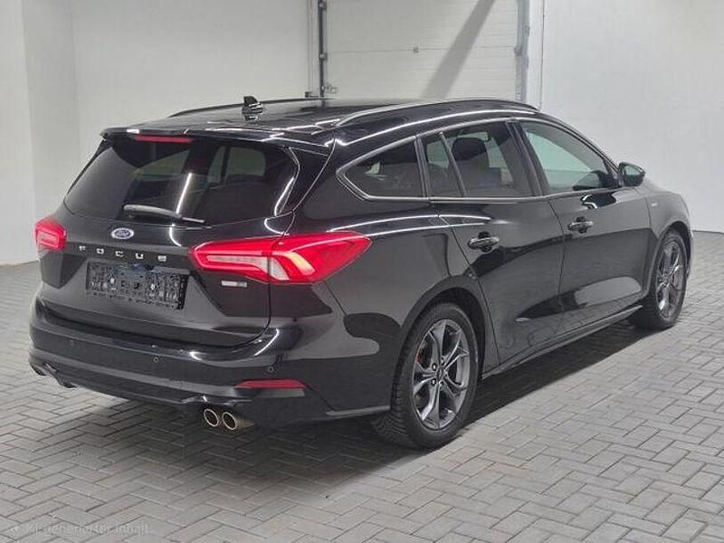 Gebraucht Ford Focus ST-Line X 155 PS (114 kW) 2021 Schwarz (obsidianschwarzmet.) Kombi