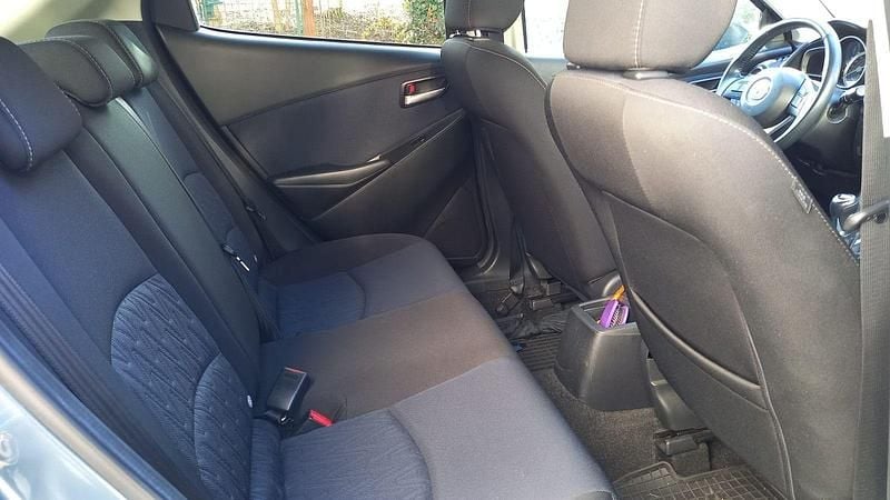 Gebraucht Mazda 2 Nakama 90 PS (66 kW) 2016 Blau Kleinwagen