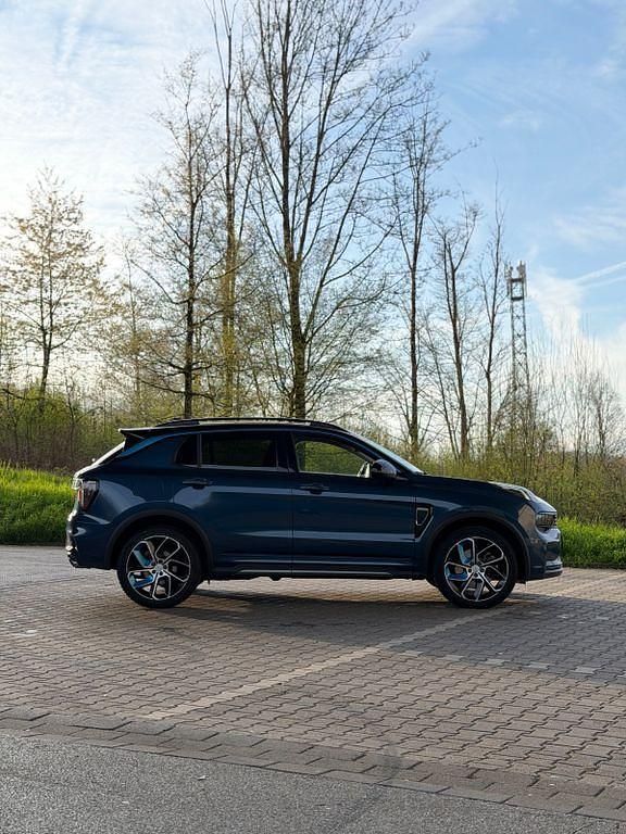Second-hand Lynk & Co 01 261 CP (191 kW) 2022 Albastru SUV