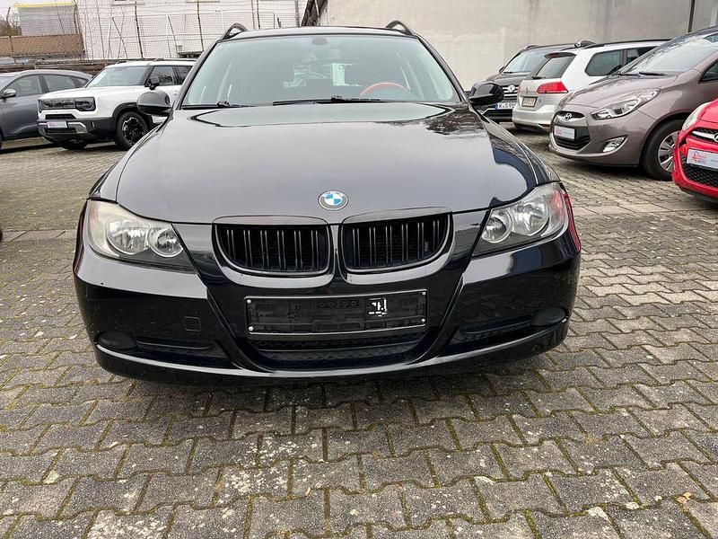 Gebraucht BMW 320 Sport Line 170 PS (125 kW) 2006 Schwarz Kombi