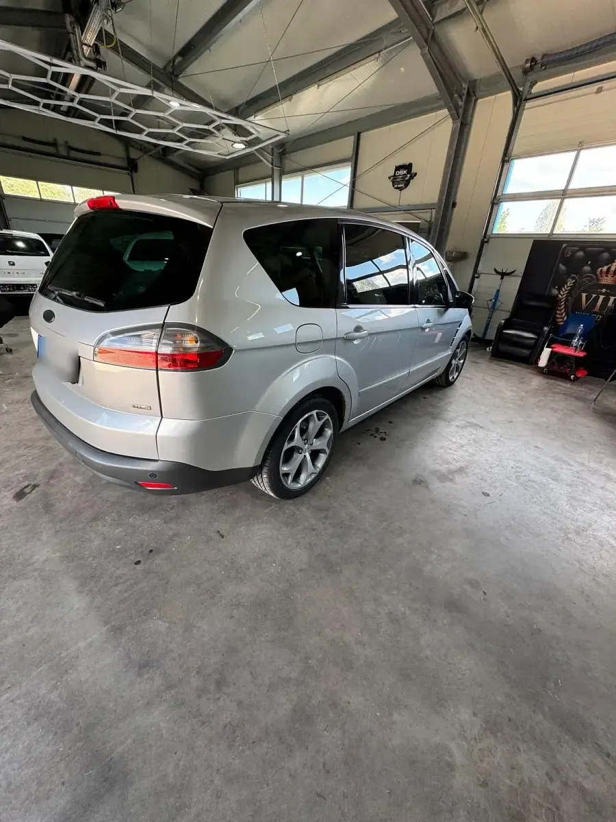 Gebraucht Ford S-MAX Individual 140 PS (102 kW) 2006 Silber Van / Kleinbus