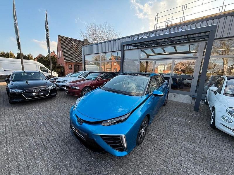 Gebraucht Toyota Mirai 152 PS (111 kW) 2022 Blau Limousine