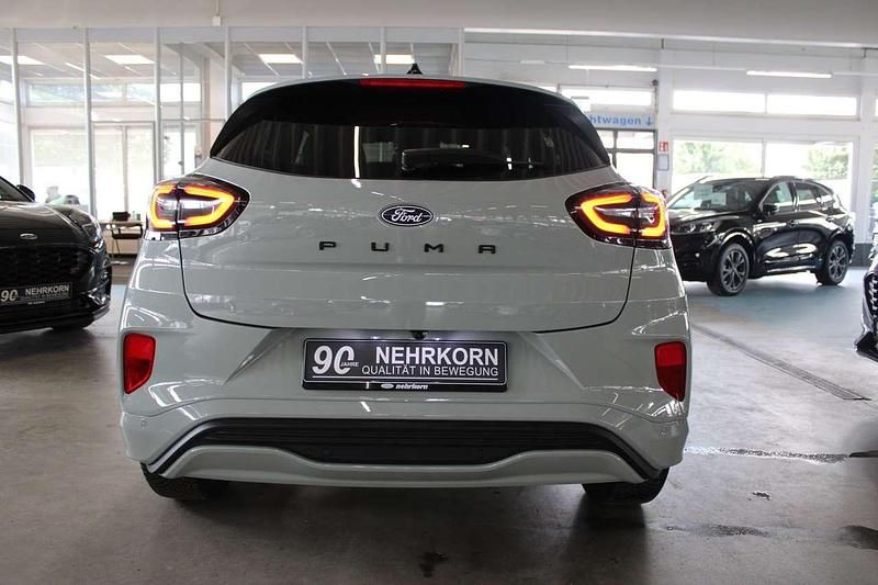 Gebraucht Ford Puma ST-Line 125 PS (91 kW) 2025 Grau SUV