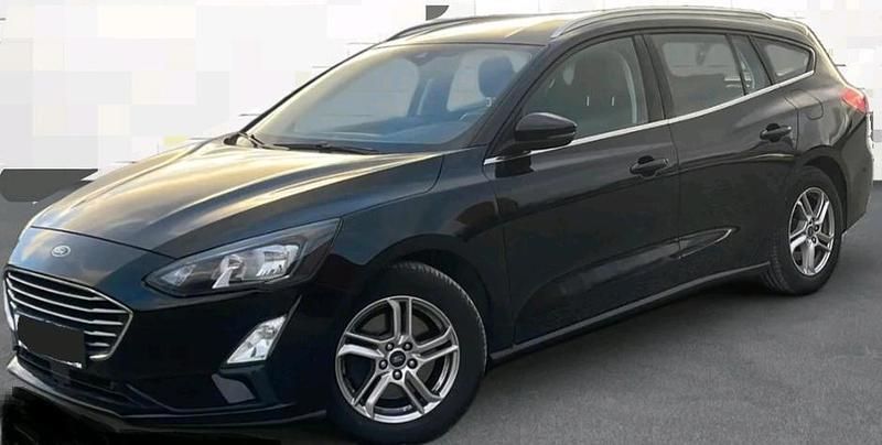 Schwarz Gebraucht 2018 Ford Focus Cool & Connect Kombi | 11.200 € (Fairer Preis) - Bild 1/4