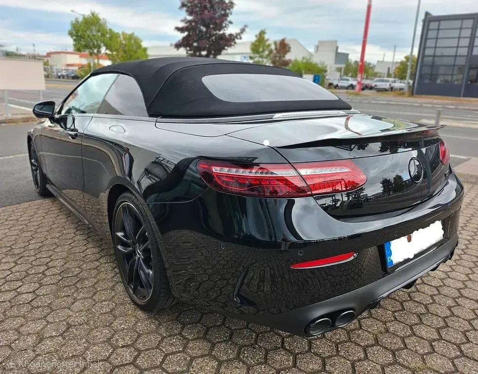 Gebraucht Mercedes E53 AMG AMG 435 PS (319 kW) 2022 Schwarz Cabrio