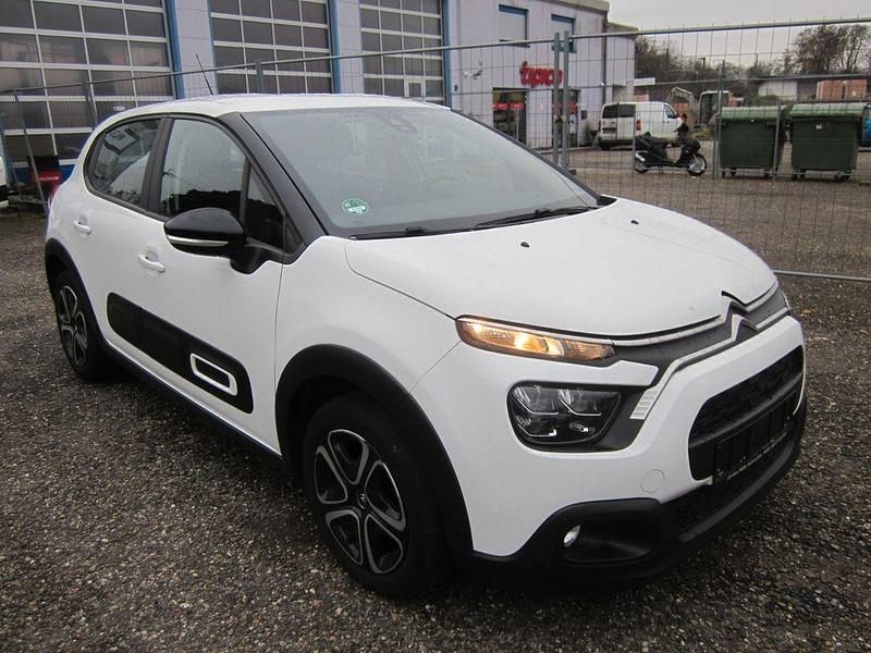 Gebraucht Citroën C3 Feel 102 PS (75 kW) 2020 Weiß Limousine
