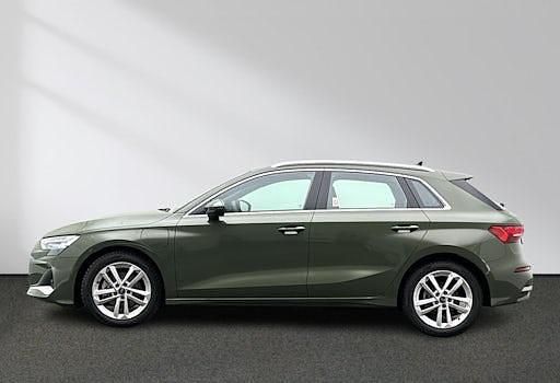 Gebraucht Audi A3 Advanced 204 PS (150 kW) 2025 Distriktgrün Limousine