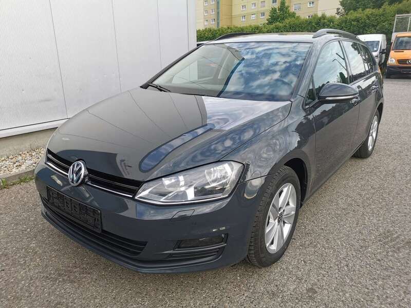 Uranograu Gebraucht 2016 VW Golf VII Comfortline Kombi | 7.800 € (Guter Preis) - Bild 1/4