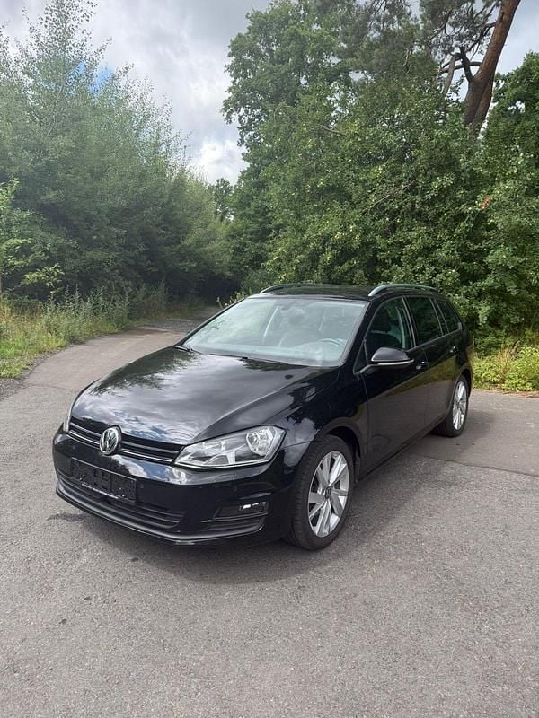 Schwarz Gebraucht 2015 VW Golf VII Kombi | 8.800 € (Guter Preis) - Bild 1/4