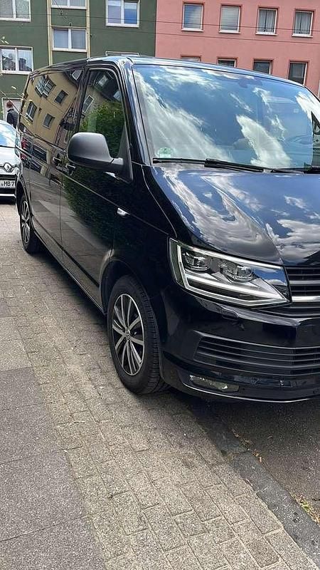 Schwarz Gebraucht 2018 VW T6 Trendline Van | 30.000 € (Etwas zu teuer) - Bild 1/4
