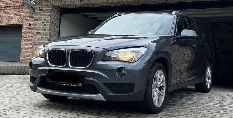 Gebraucht BMW X1 143 PS (105 kW) 2012 Grau SUV