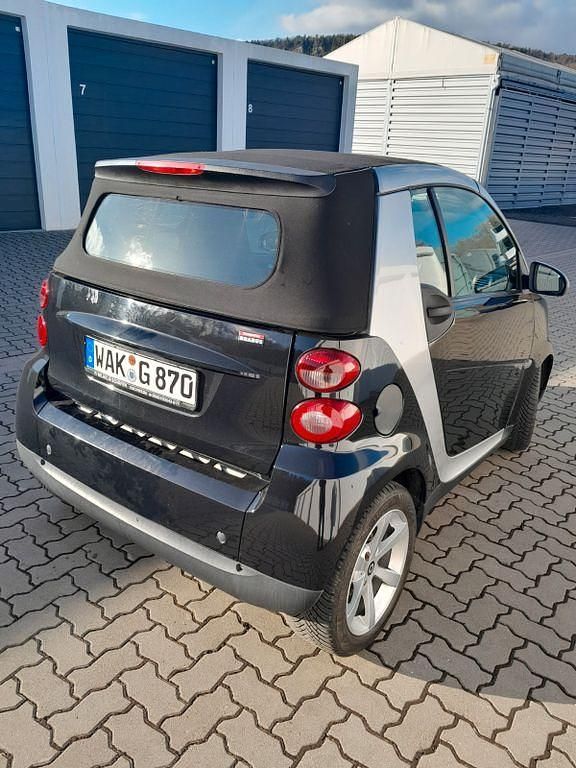Gebraucht Smart ForTwo Cabrio 84 PS (61 kW) 2010 Schwarz Cabrio