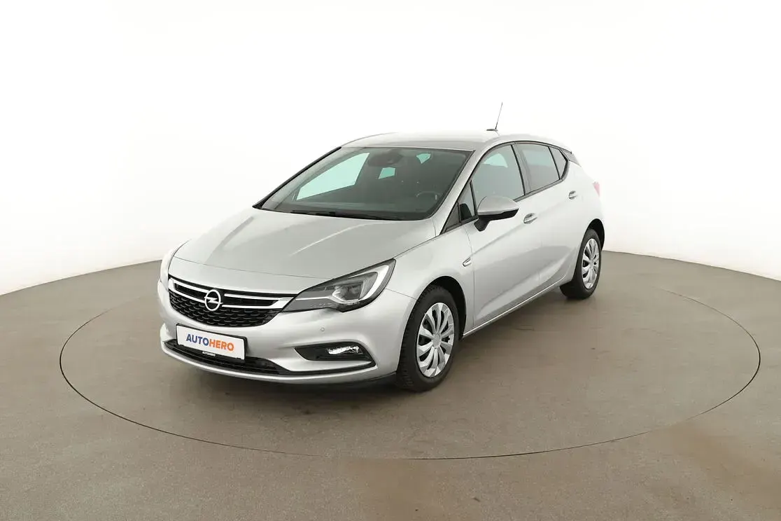 Gebraucht Opel Astra Active 125 PS (91 kW) 2017 Limousine