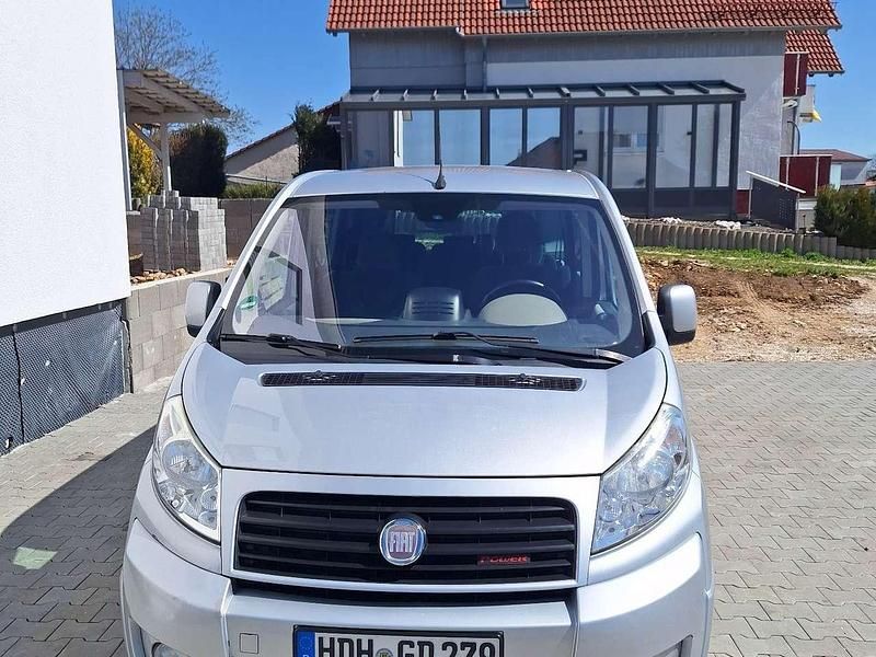 Gebraucht 2012 Fiat Scudo Family Van / Kleinbus | 11.000 € (Fairer Preis) - Bild 1/4