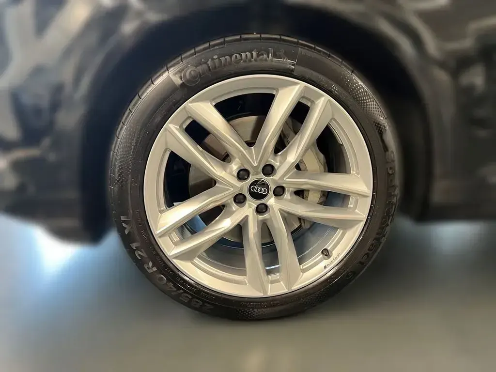 Gebraucht Audi Q7 S-Line 340 PS (250 kW) 2024 Mythosschwarz metallic/mythoss SUV